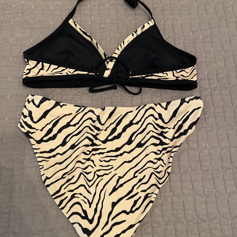 Venus Suit
